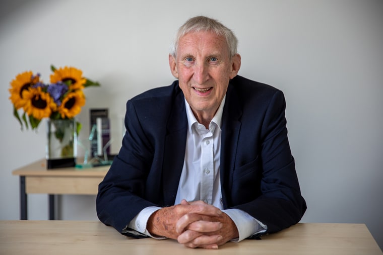Robin Barnett